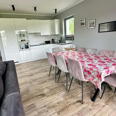 Vakantiehuis In Mit Grill Und Garten By Interhome Kołczewo