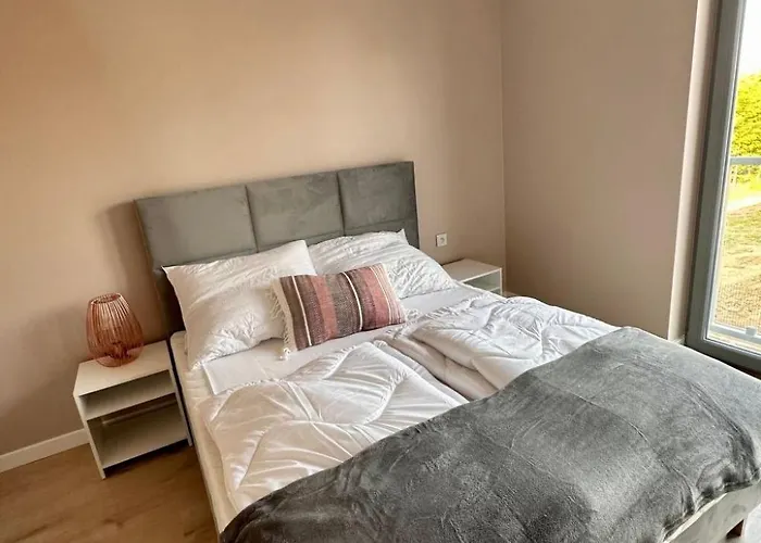 In Mit Grill Und Garten By Interhome コウチェボ