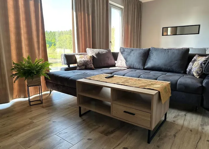 別荘 In Mit Grill Und Garten By Interhome コウチェボ