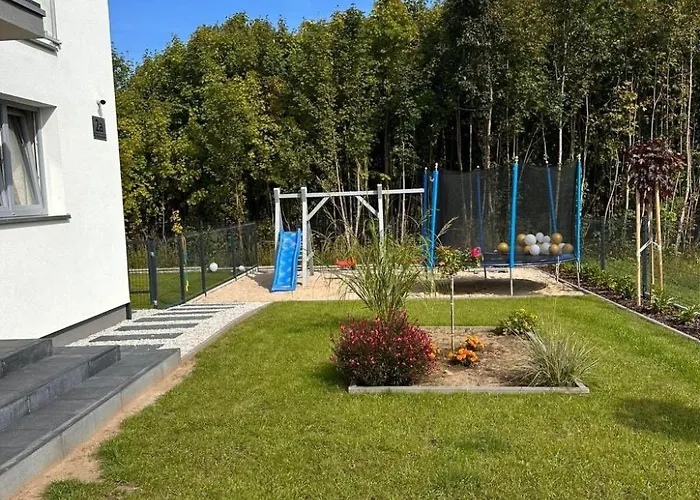 In Mit Grill Und Garten By Interhome コウチェボ